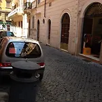 Piazza Di Spagna Luxury Апартаменты *