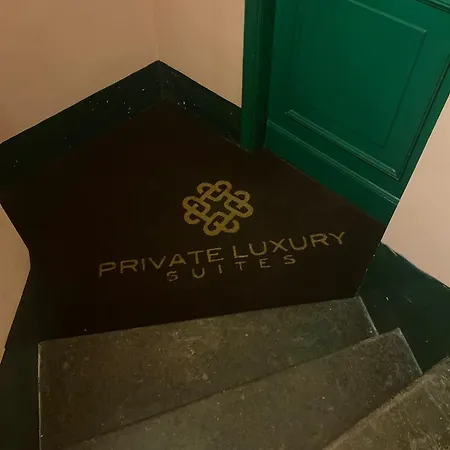Апартаменты Piazza Di Spagna Luxury *